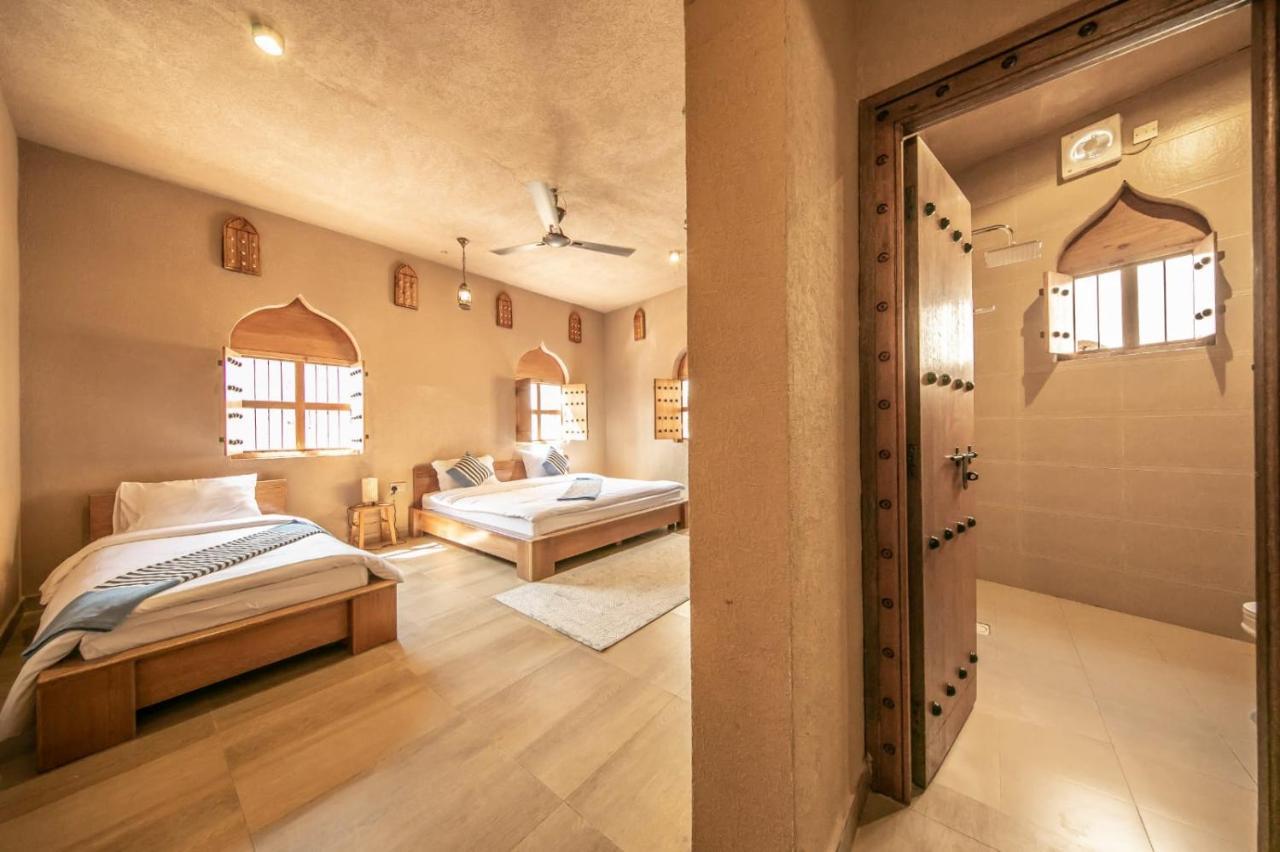 Alaqur View Inn نزل واجهة العقر Nizva Kültér fotó