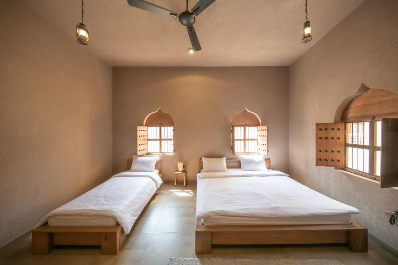 Alaqur View Inn نزل واجهة العقر Nizva Kültér fotó