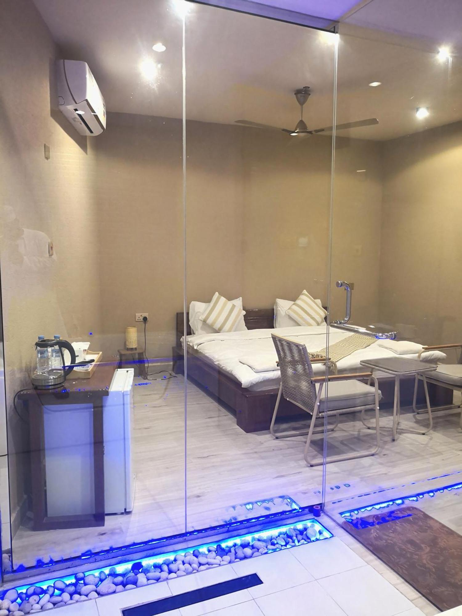 Alaqur View Inn نزل واجهة العقر Nizva Kültér fotó