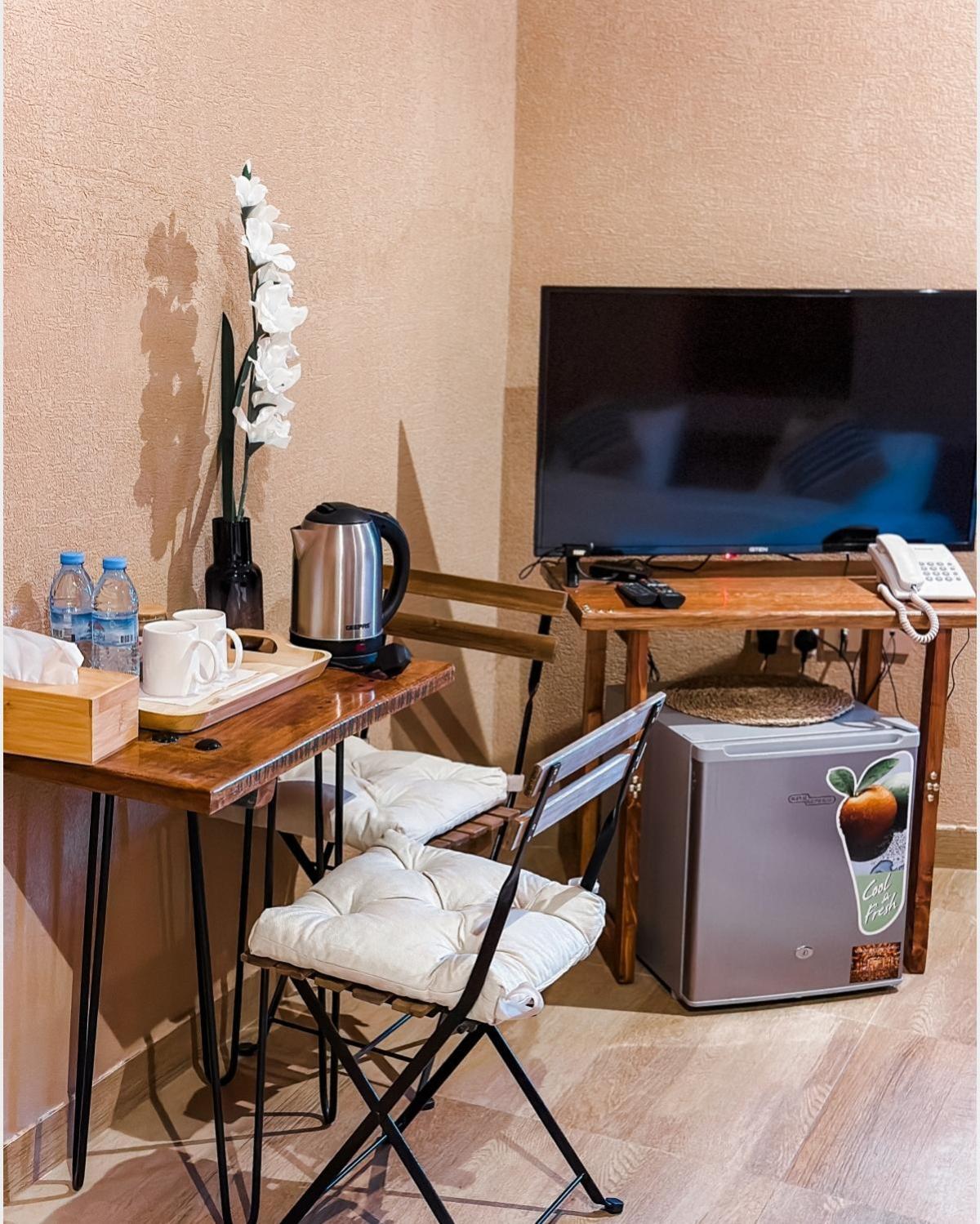 Alaqur View Inn نزل واجهة العقر Nizva Kültér fotó