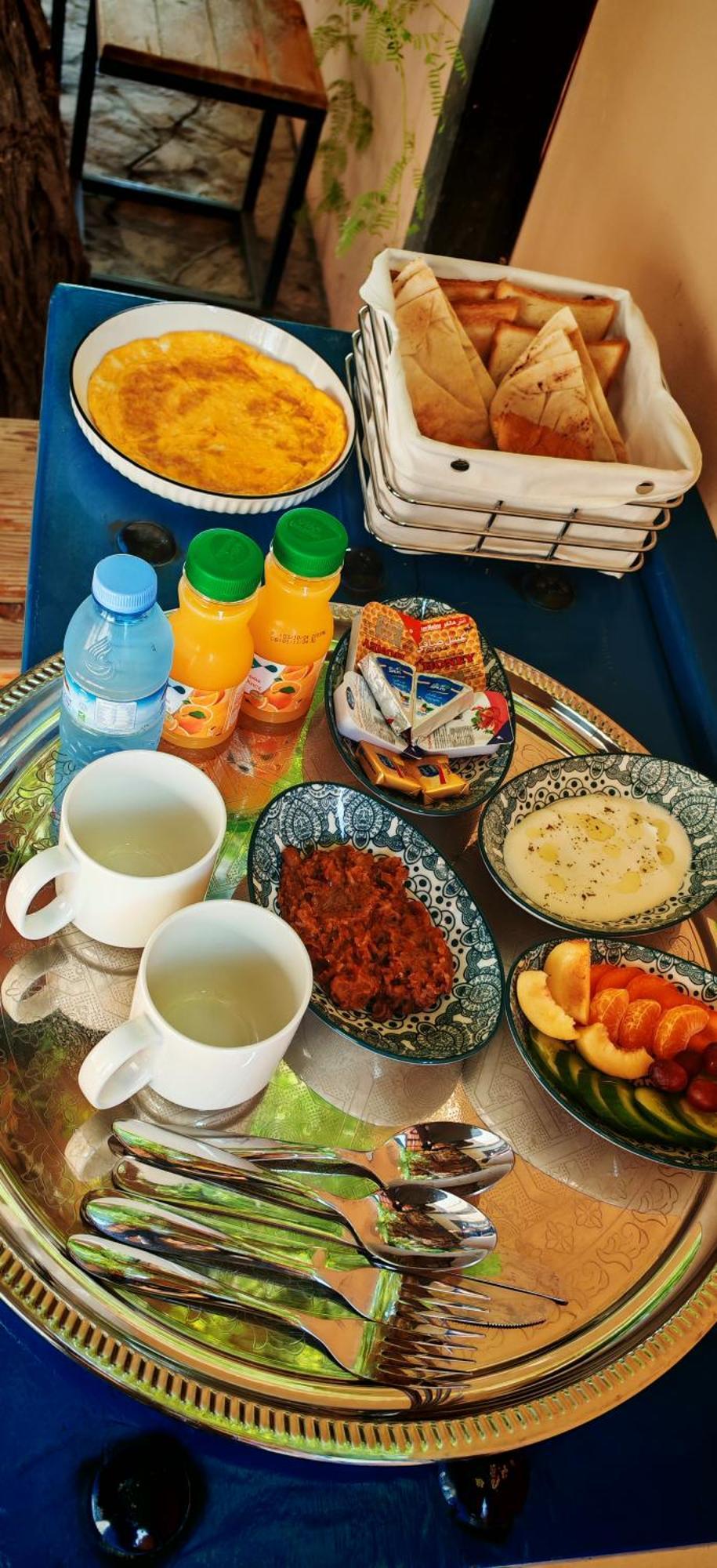 Alaqur View Inn نزل واجهة العقر Nizva Kültér fotó